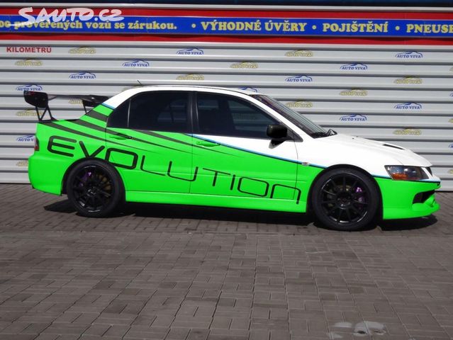 Mitsubishi Lancer